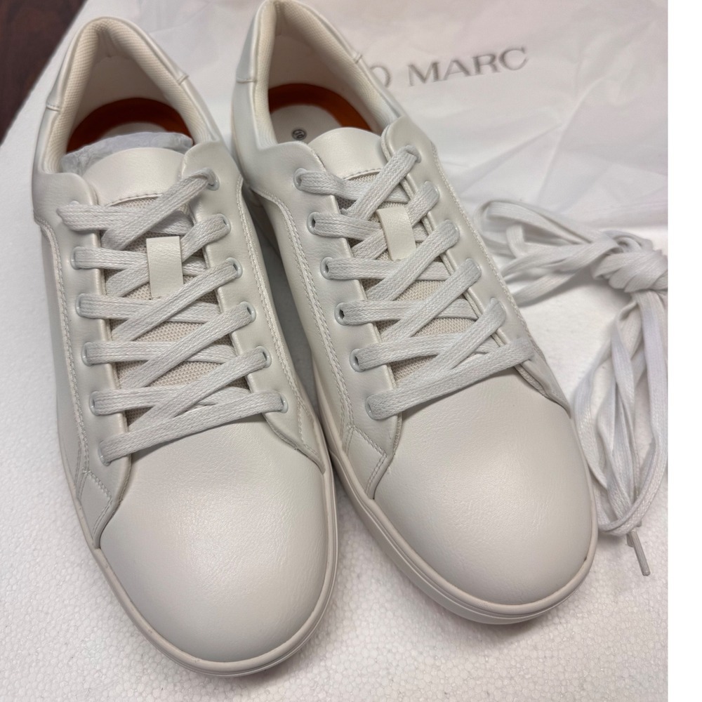 Bruno Marc Mens White Low Top Lace Up Sneakers SBFS211M Size 10